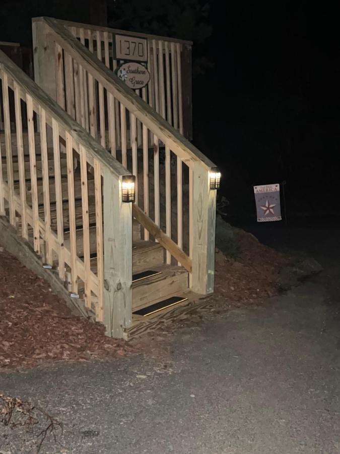Southern Grace Sevierville Exterior photo